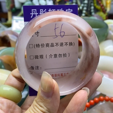 未镶嵌手镯石英质玉