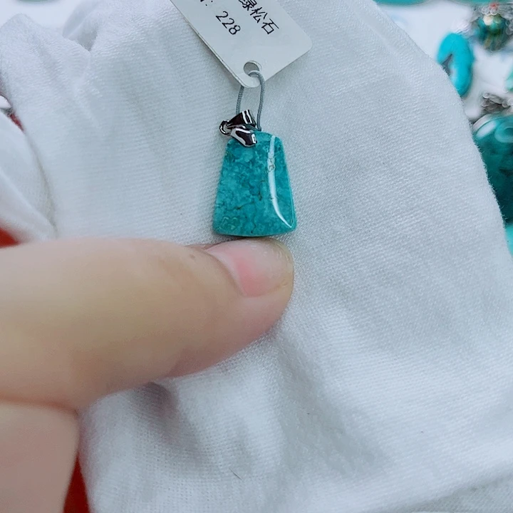 未镶嵌南红玛瑙珠宝奇石