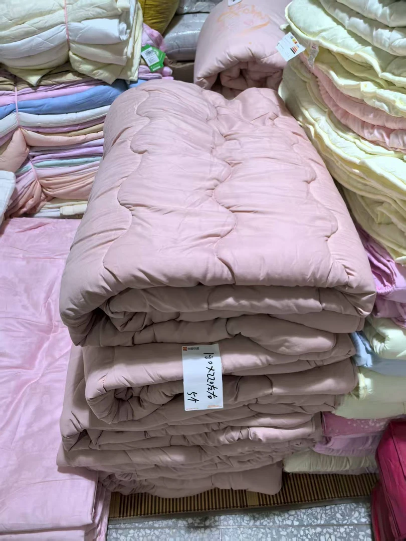 《厚广家》3楼180×220橘红色超软化纤厚被子 发1张