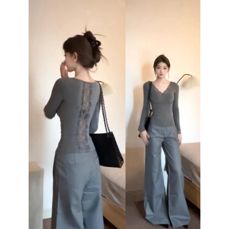 磨毛纯欲蕾丝拼接v领长袖t恤女冬季修身显瘦设计感保暖内搭打底衫