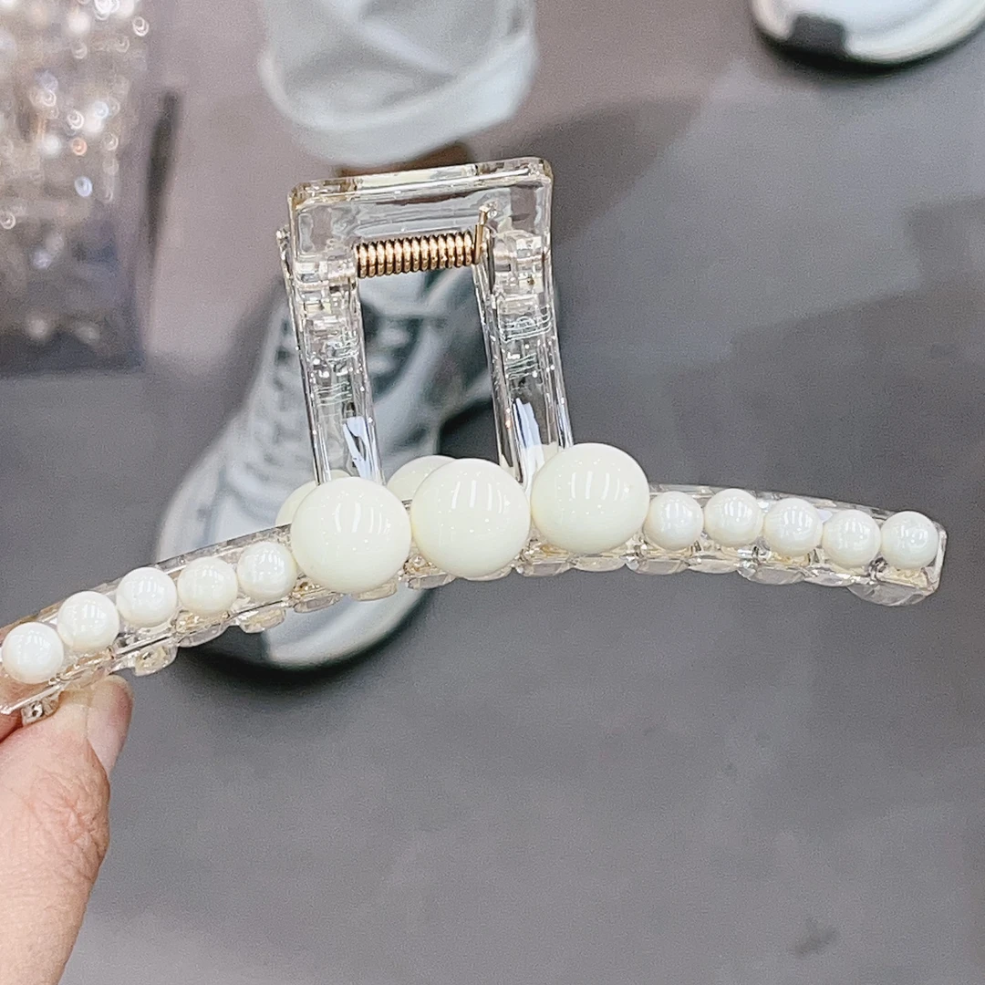 C781奶油豆子衣架款大抓夹