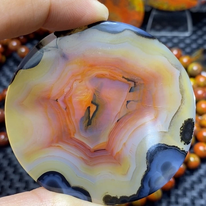 玛瑙/玉髓颈饰未镶嵌