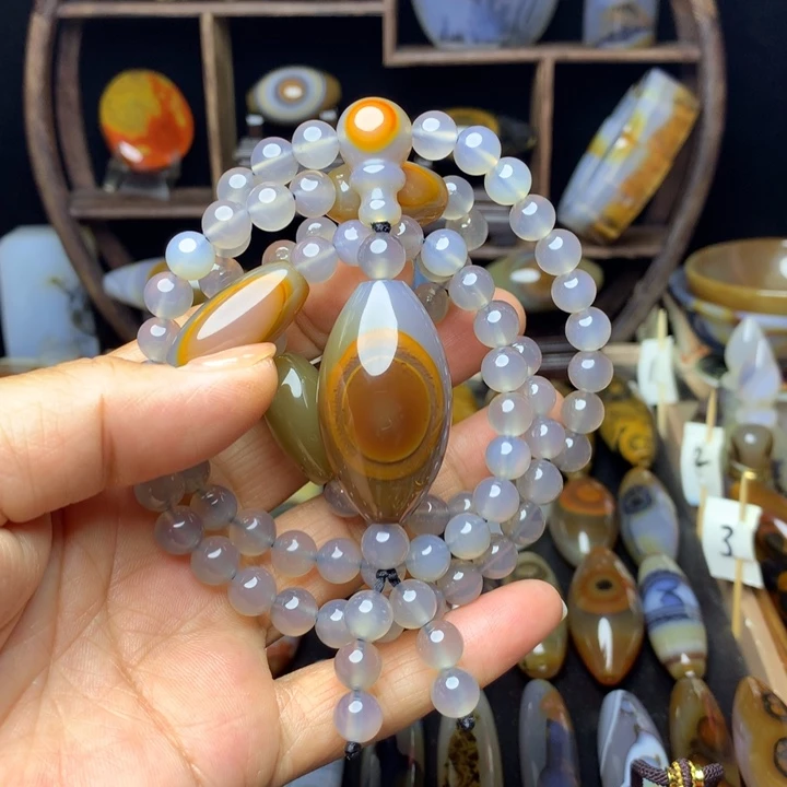 玛瑙/玉髓颈饰未镶嵌
