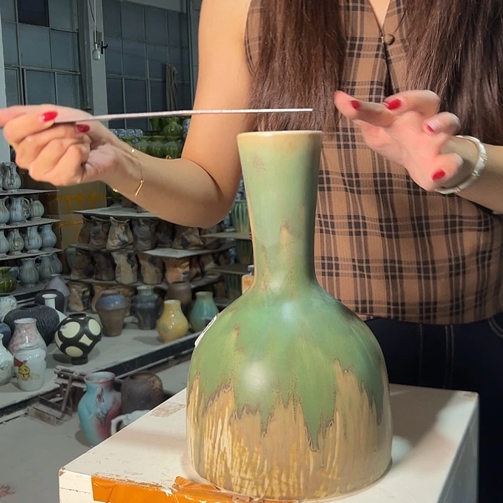 景德镇陶瓷花瓶微瑕介意勿拍
