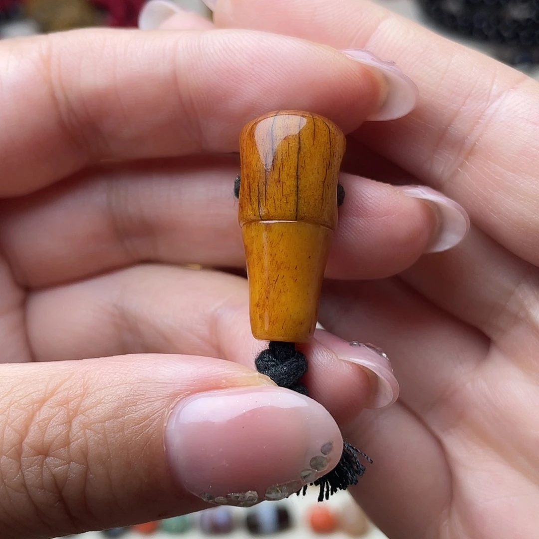 大叶紫檀（黑酸枝木类）