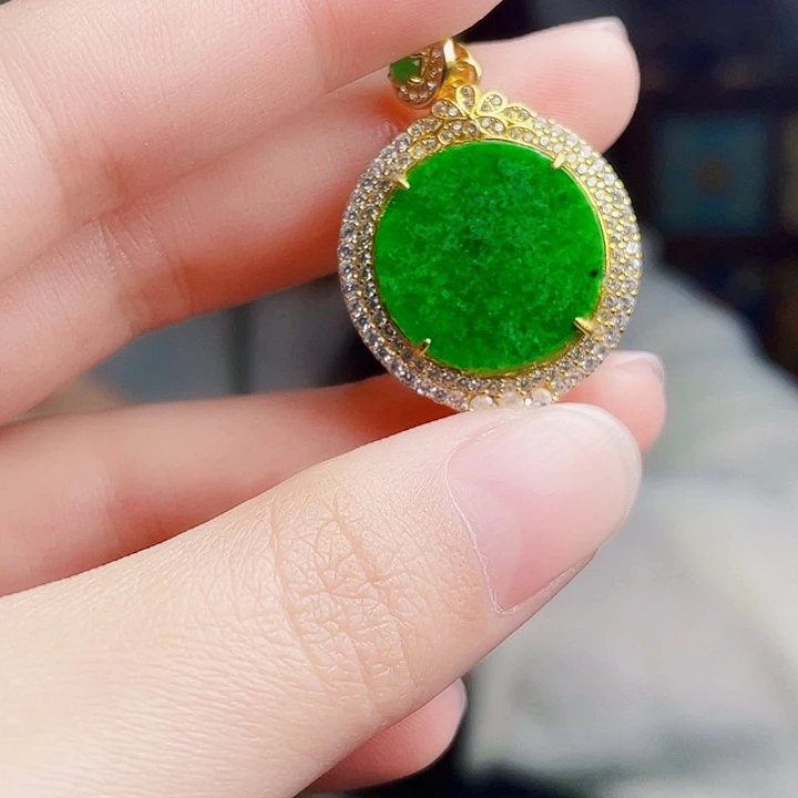 翡翠银S925镶嵌颈饰多样性