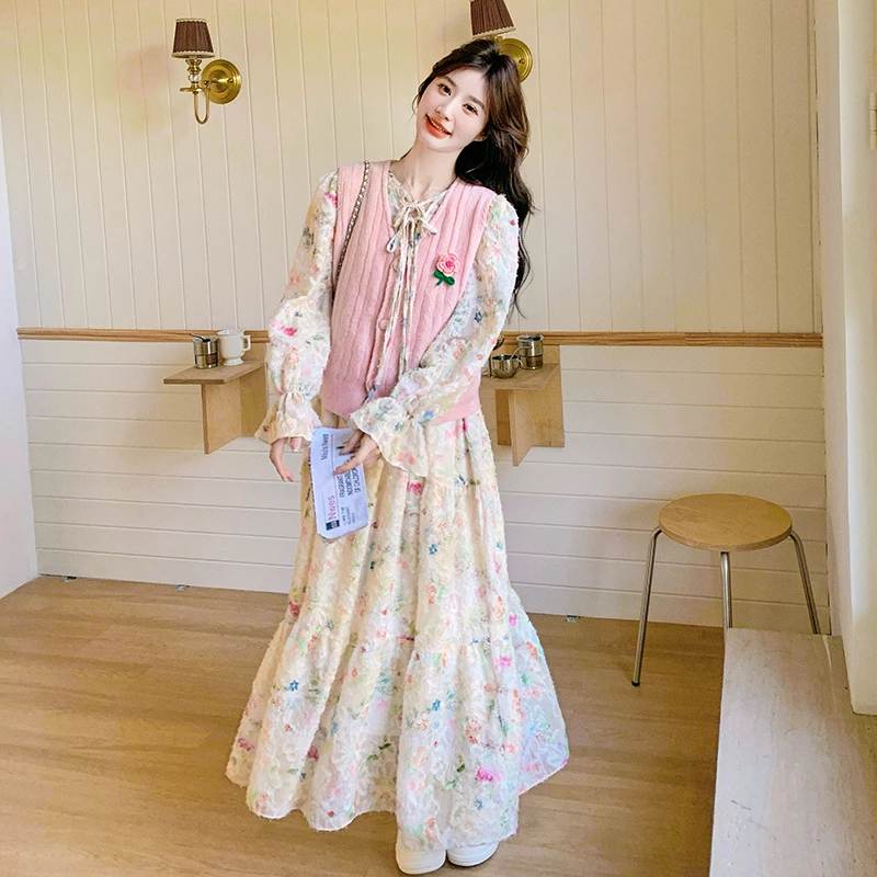 粉色针织马甲气质连衣裙套装女2025法式新款显瘦时尚风爆款两件套