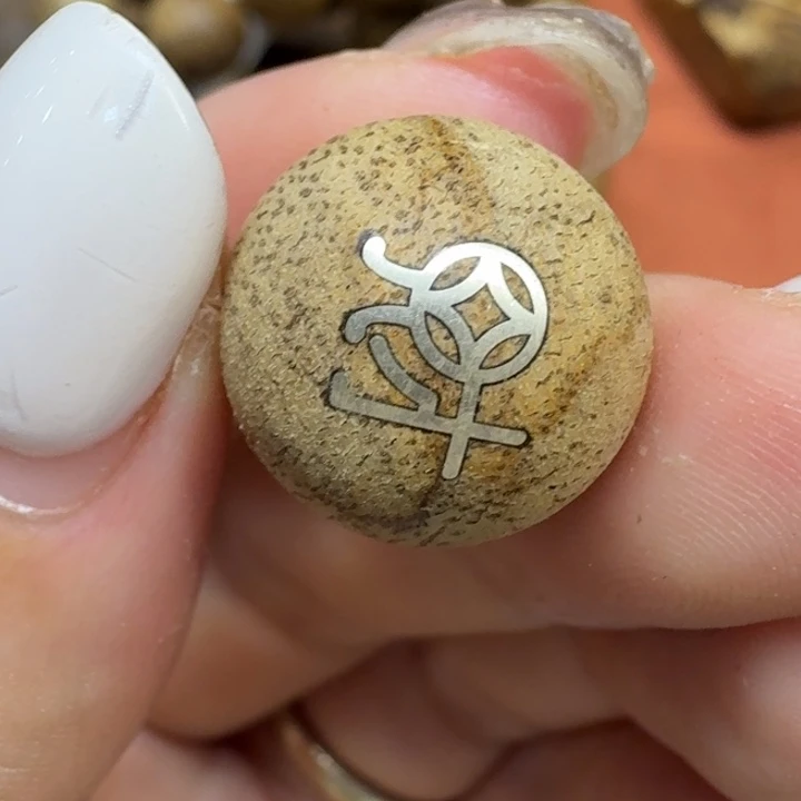 沉香碎屑沉香馨安居沉香88888