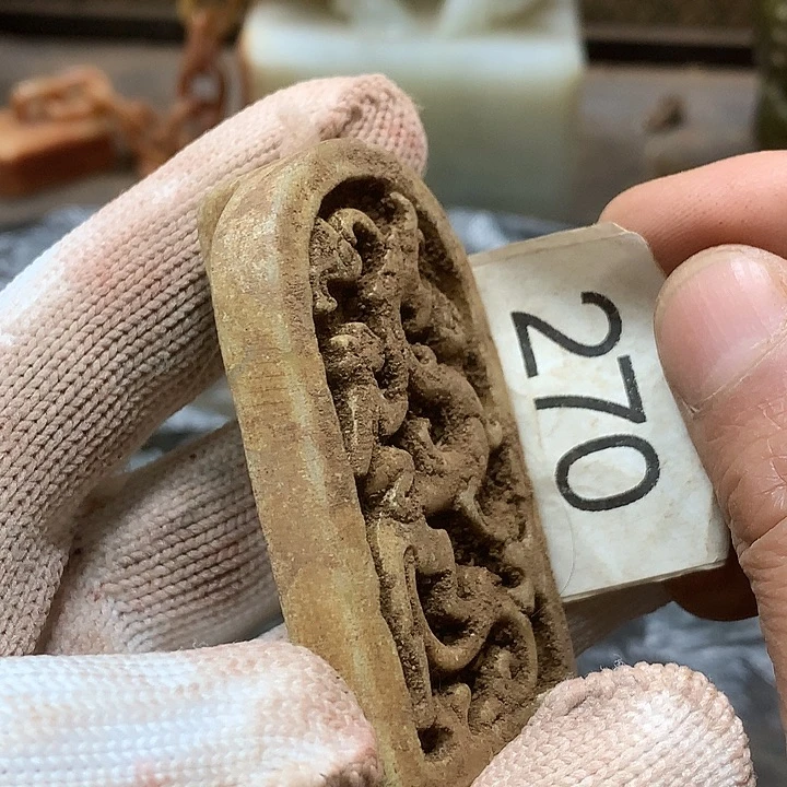 未镶嵌和田玉挂件