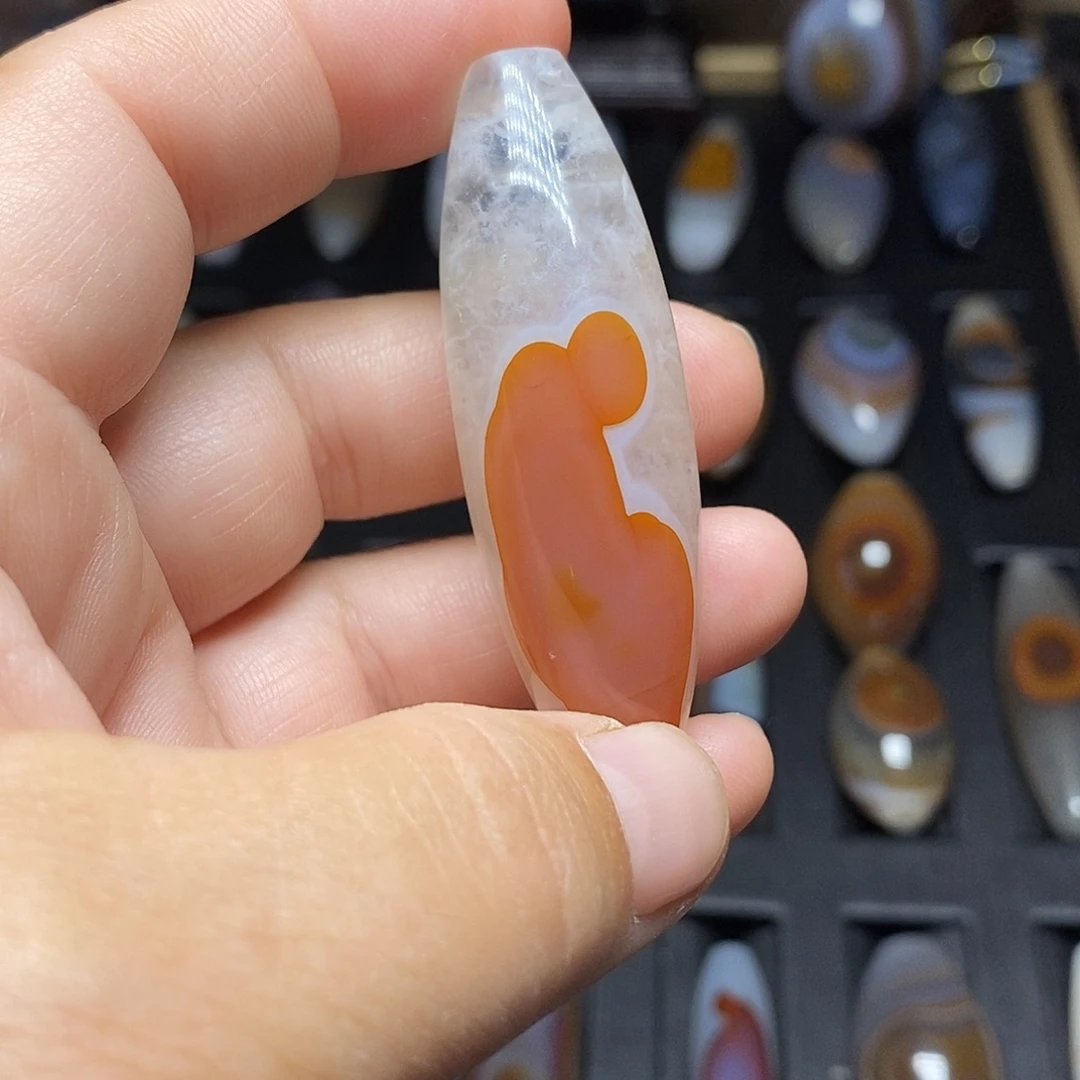 天***福未镶嵌吊坠(不含链)玛瑙/玉髓