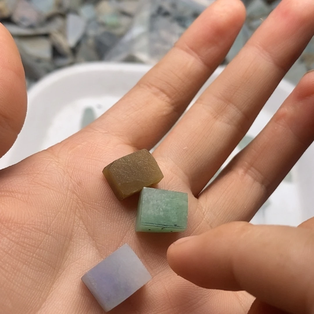 裸石翡翠缅甸翡翠A货小无事牌