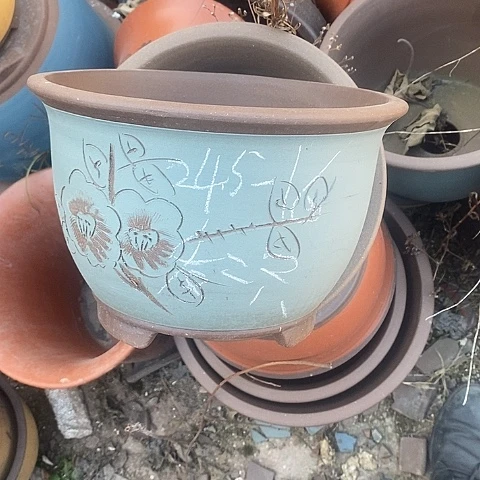紫砂中国宜兴紫砂花盆，