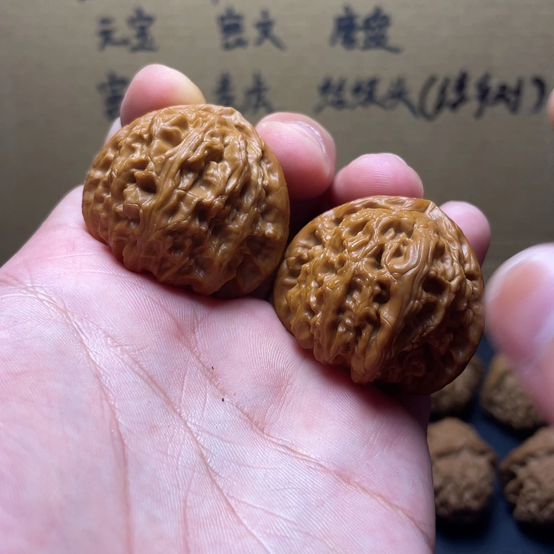 新***弟把件文玩核桃白狮子