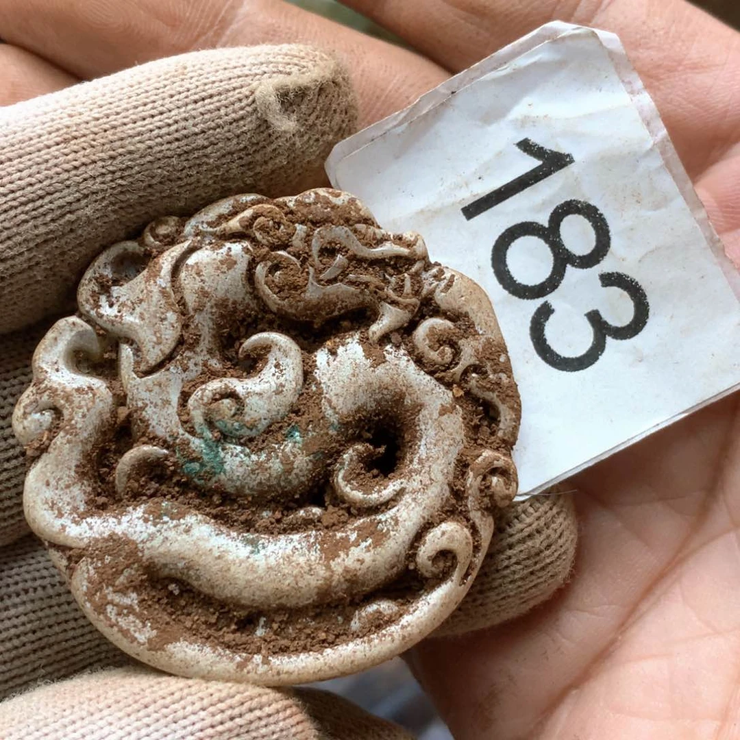 未镶嵌和田玉挂件