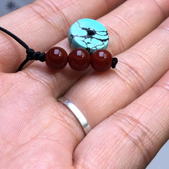 倾***城南红玛瑙未镶嵌颈饰