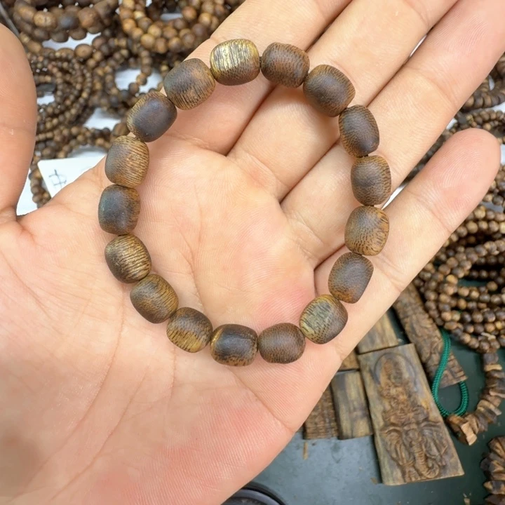 沉香沉香碎屑奇楠沉香乌身卡0.8单圈随型留疤珠5.5克