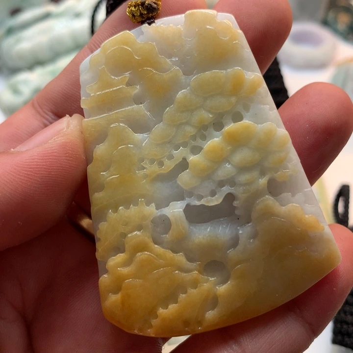 翡翠未镶嵌颈饰保真天然a货翡翠