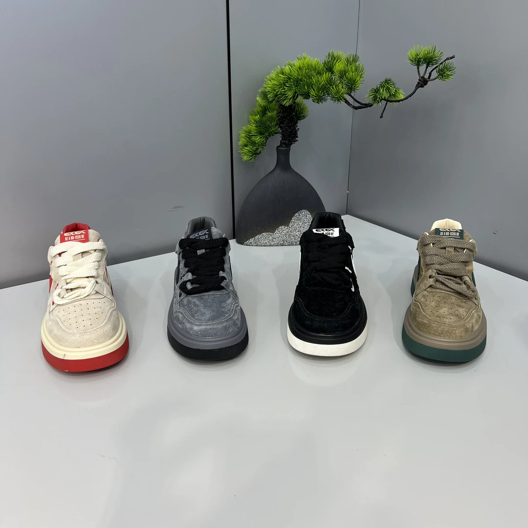 2025秋季男鞋透气磨砂皮拼接板鞋休闲低帮时尚休闲鞋舒适系带百搭