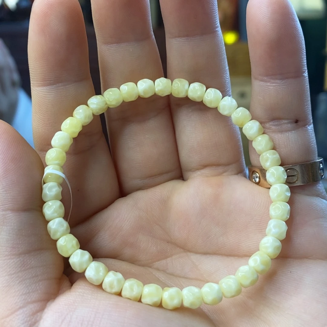 未镶嵌琥珀手串K****啦5.5mm精工无相微瑕