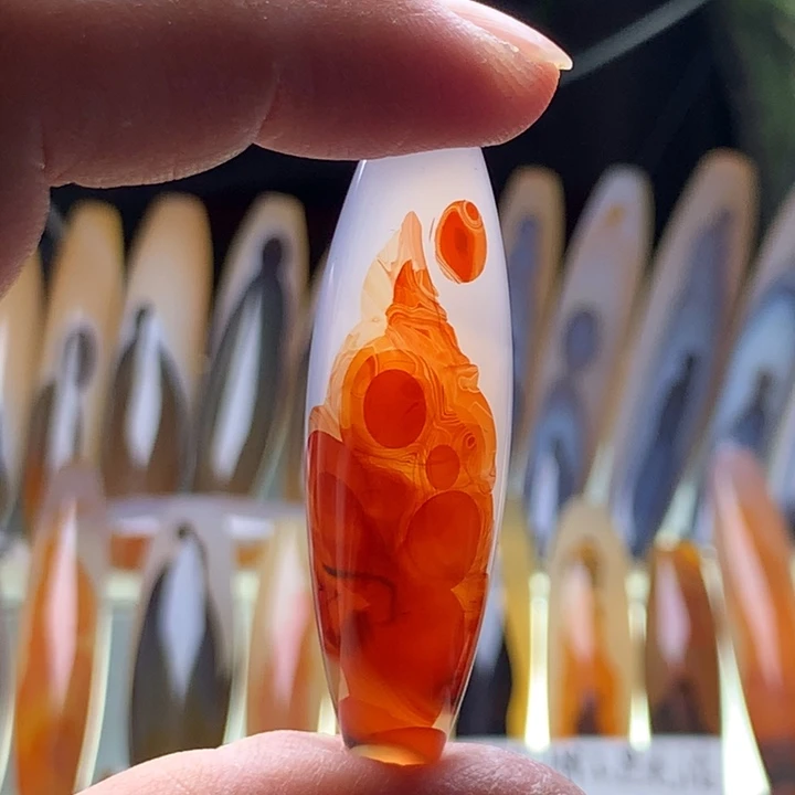 玛瑙/玉髓颈饰未镶嵌100