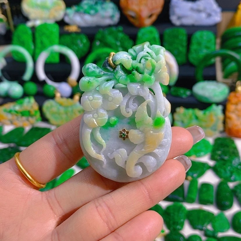 【闪购商品】翡翠颈饰未镶嵌喜上眉梢平安扣
