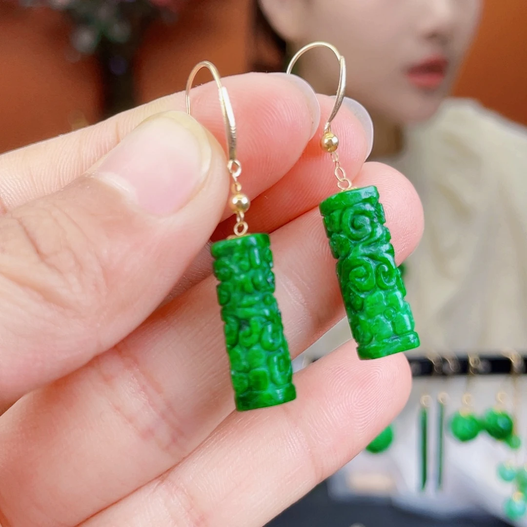 翡翠18K金镶嵌耳饰