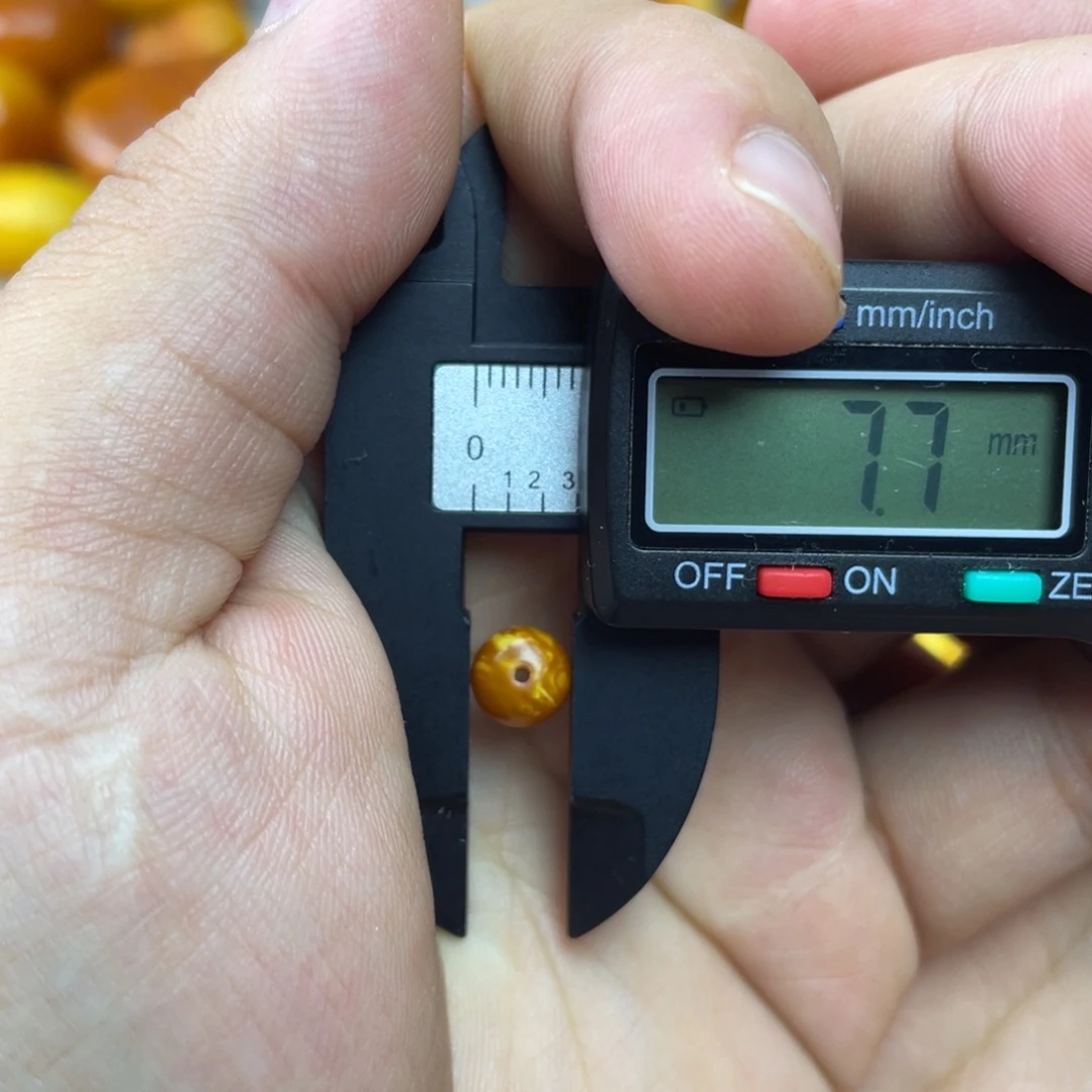 蜜蜡未镶嵌吊坠(不含链)