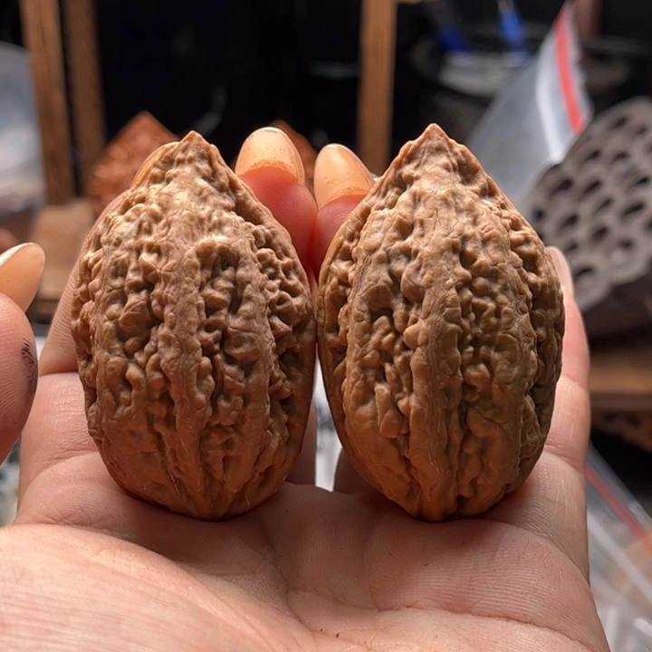 泉***水把件文玩核桃楸大胖36