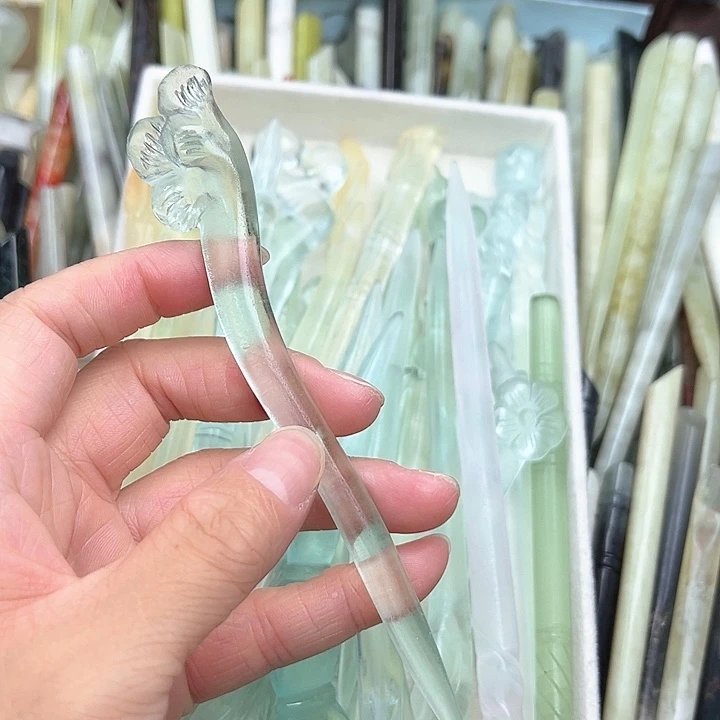 蛇纹石玉未镶嵌发簪