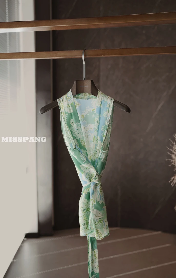 国风绿色气质马甲