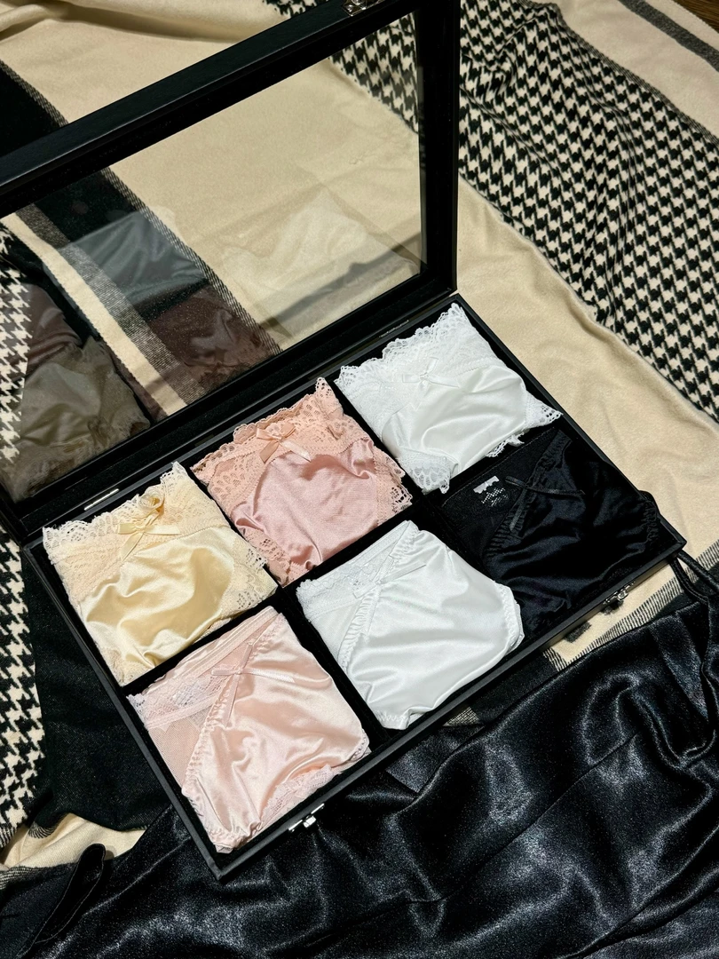 EMIS【月光私语】法式纯欲轻奢缎面性感蕾丝内裤女士低腰网纱#008