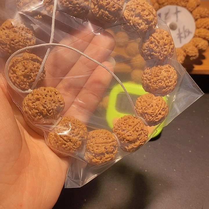 金刚菩提手串一****路这样