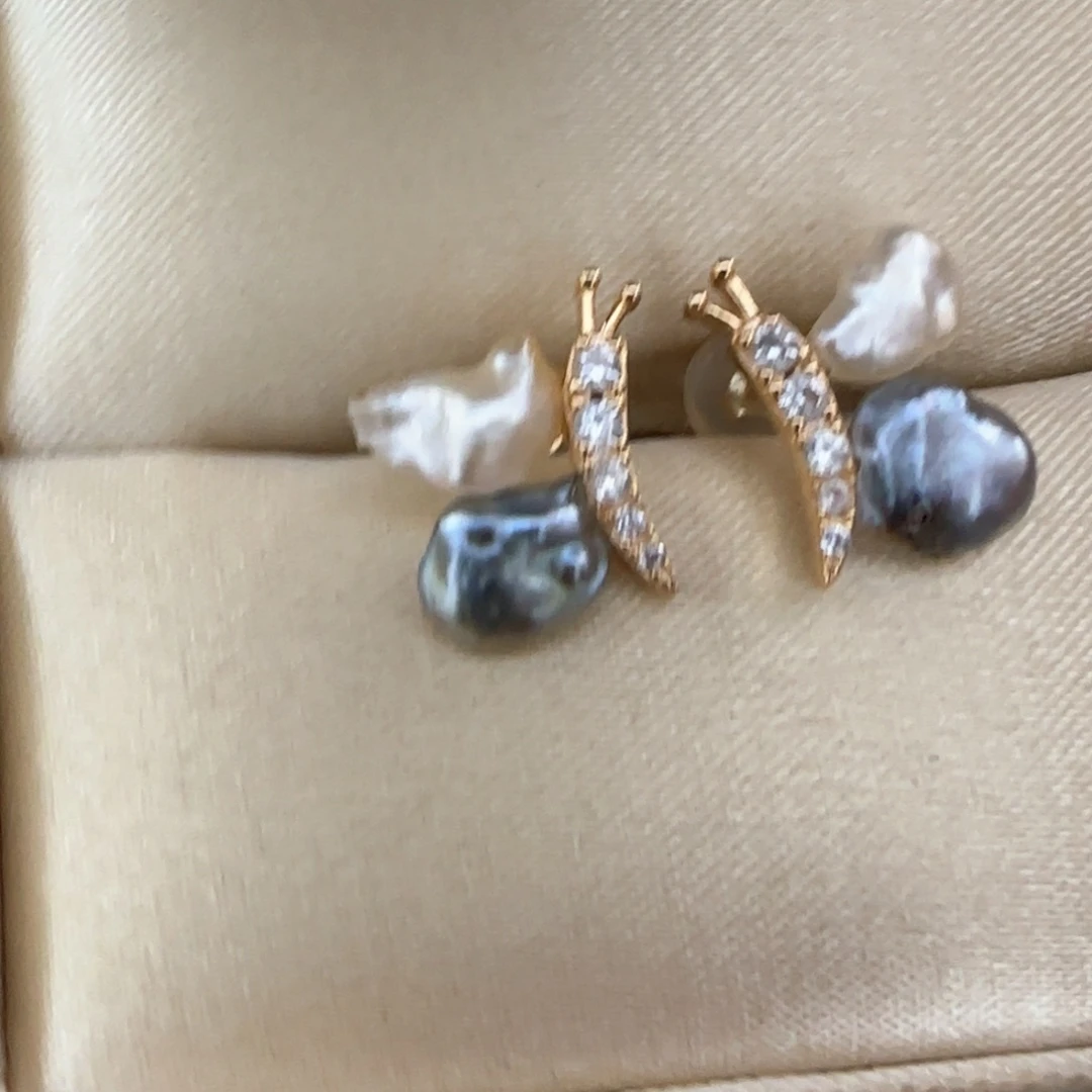 银S925镶嵌耳饰海水珍珠