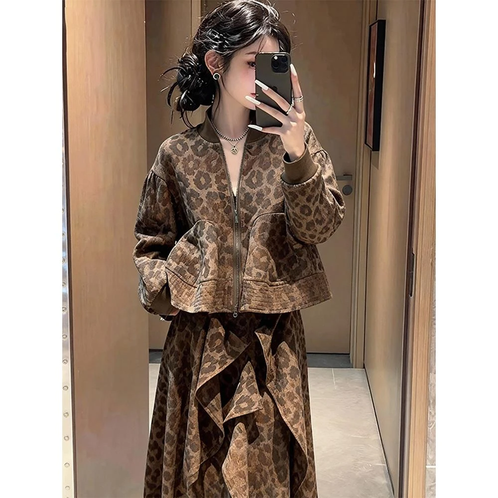 2025新款复古豹纹风套装女秋季高级感宽松拉链外套半身裙两件套