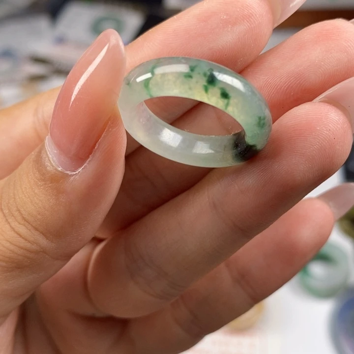 Y***o翡翠未镶嵌戒指026