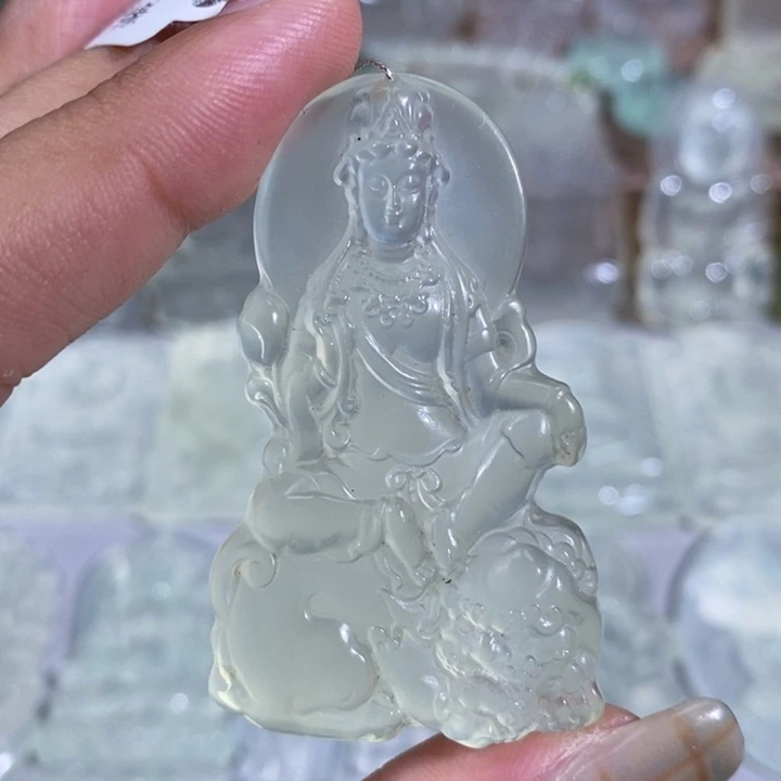 未镶嵌岫玉颈饰吊坠