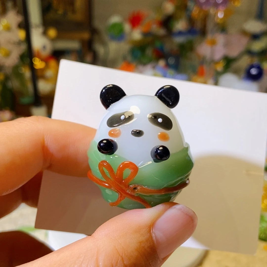 手工艺品琉璃熊猫