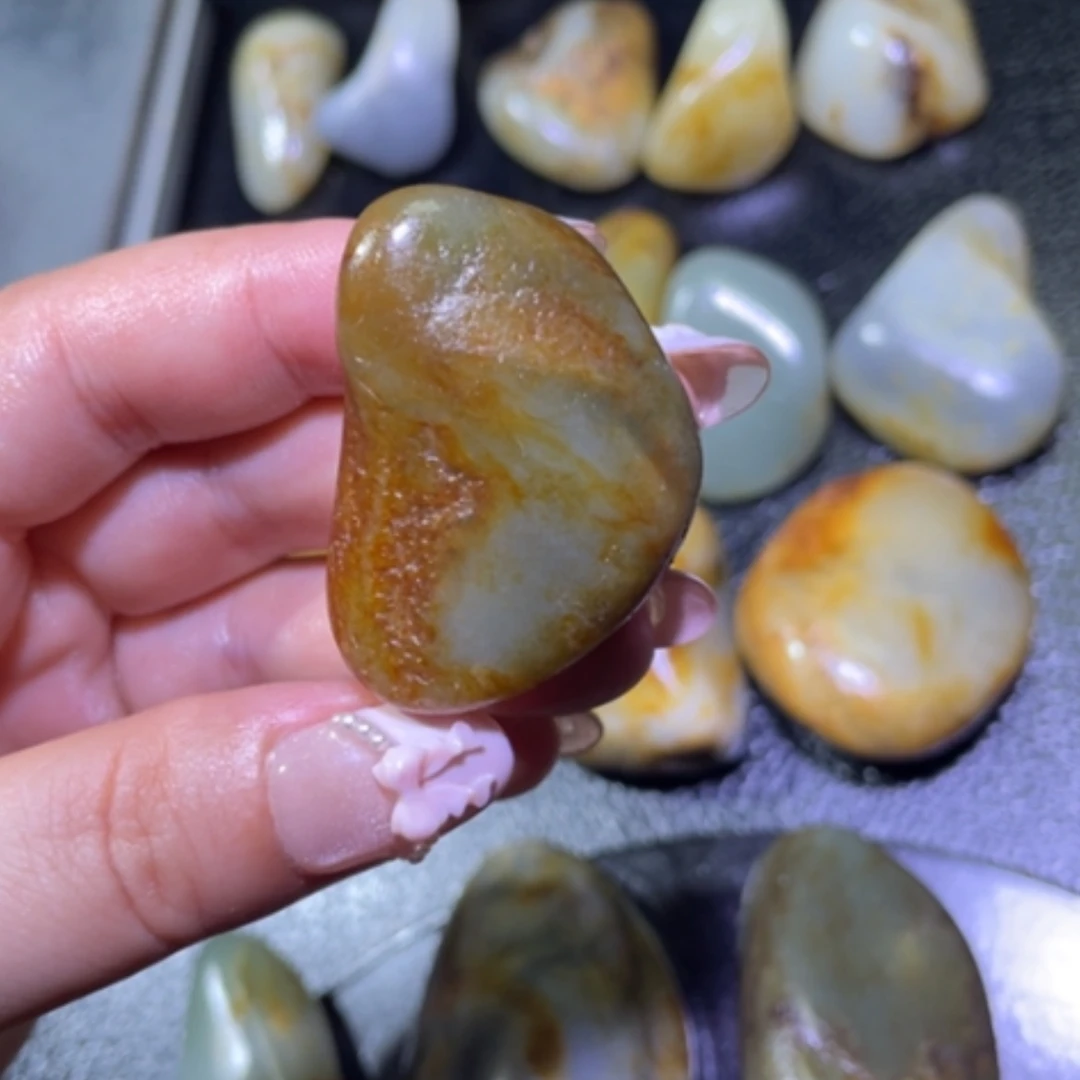 【闪购商品】颈饰未镶嵌和田玉