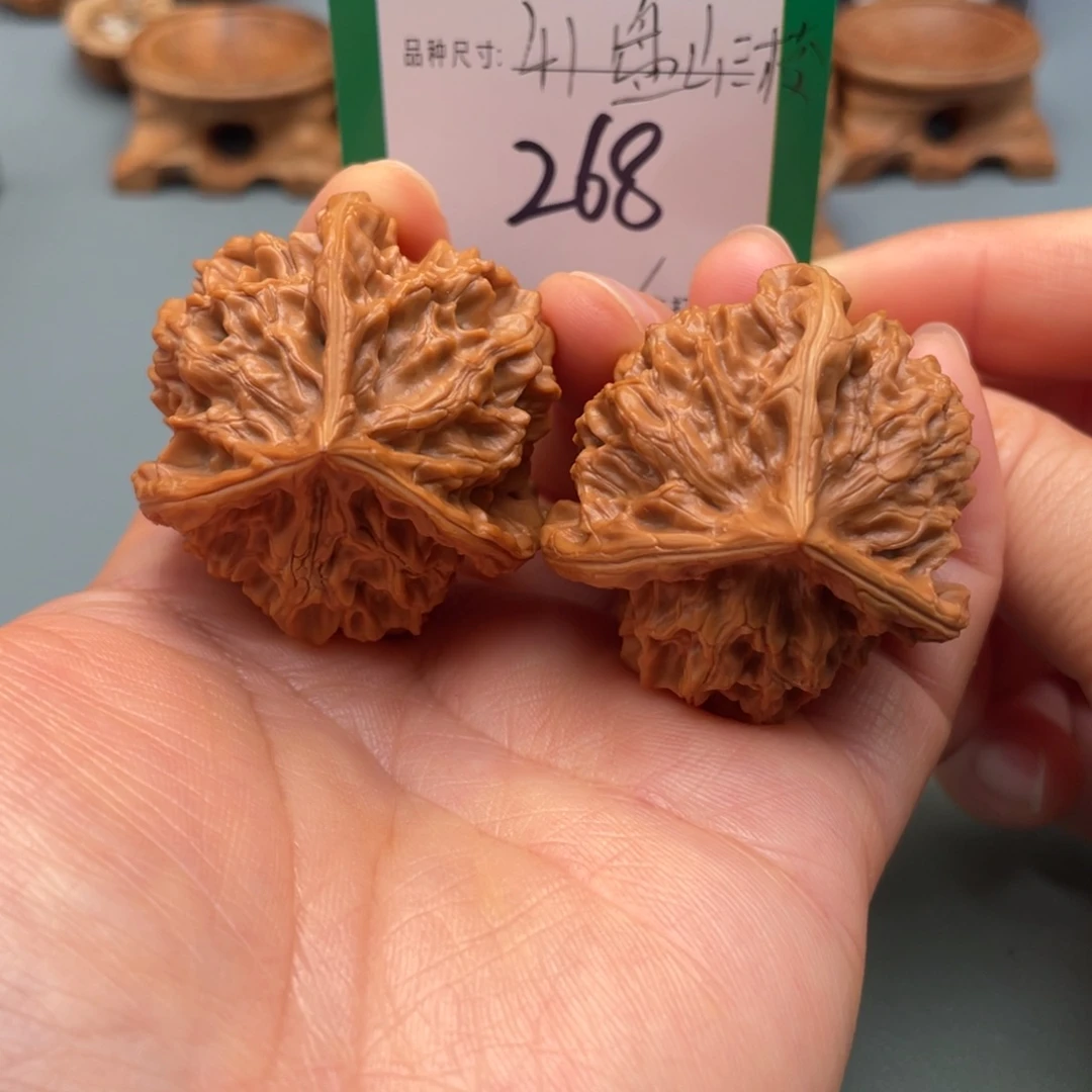 桃核把件文玩核桃