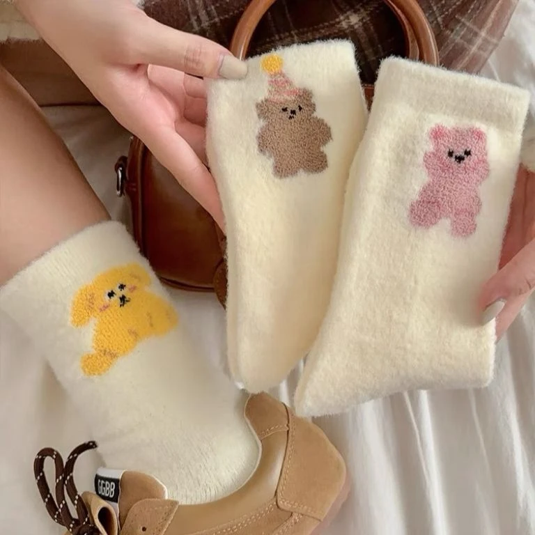 【八双】暖冬小熊女士白袜子女款秋冬2025款百搭保暖堆堆袜袜子yj