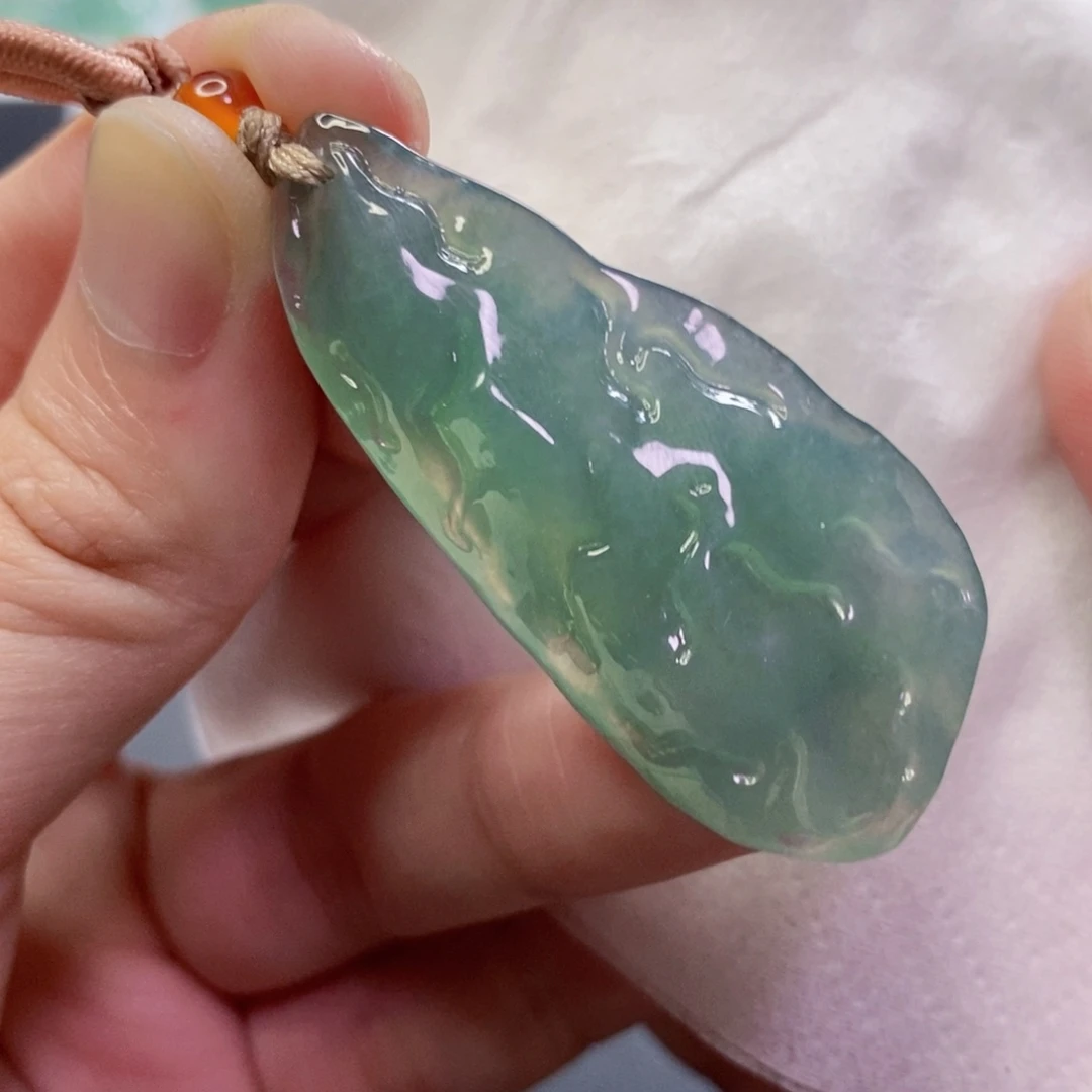 【闪购商品】翡翠吊坠(不含链)未镶嵌9312