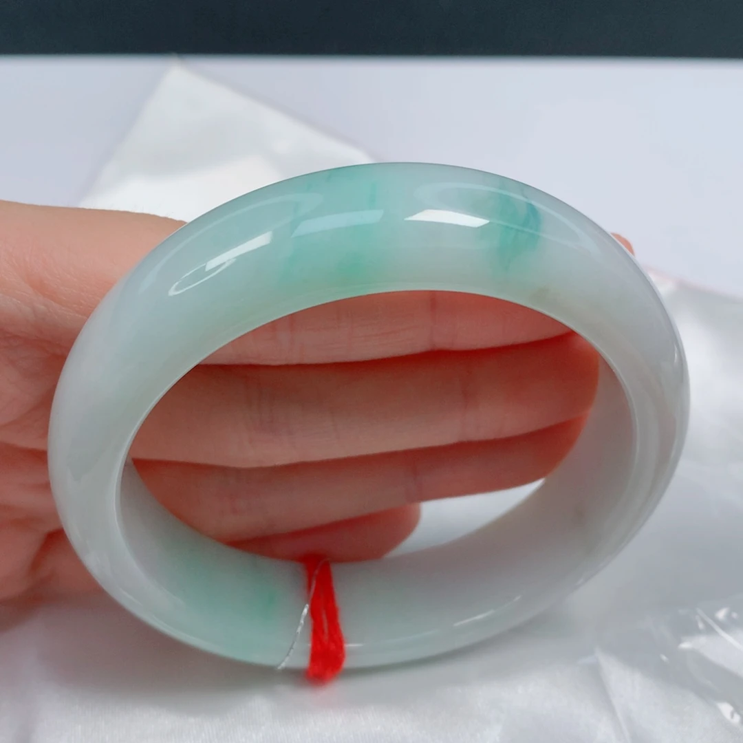 翡翠手镯未镶嵌58正圈轮胎