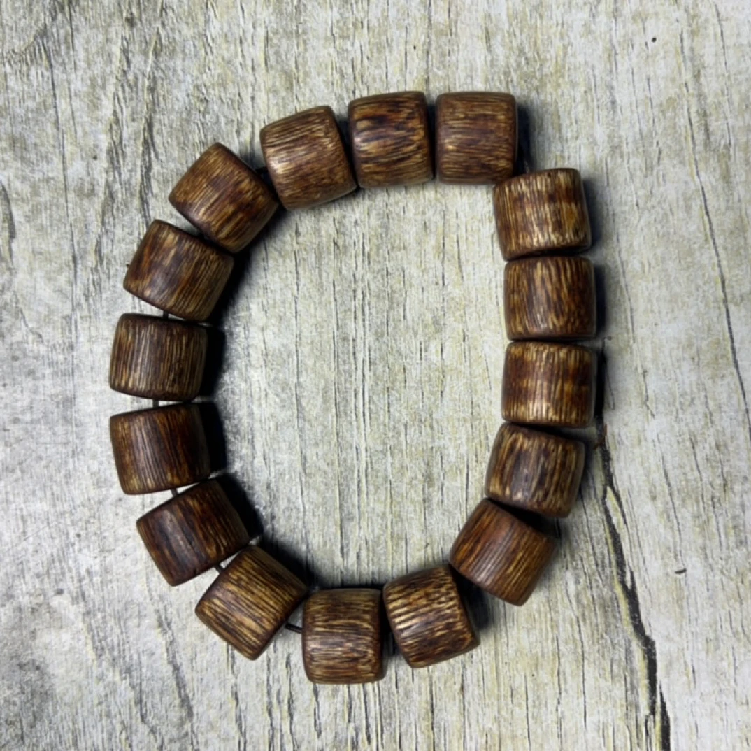22 福来精选文玩沉香木作手串14mm