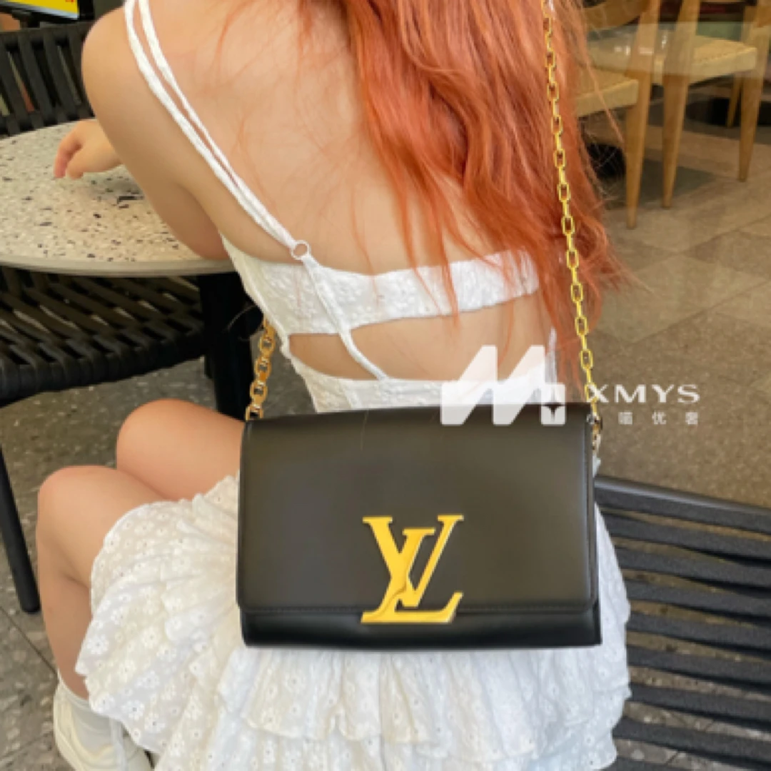 99新 LouisVuitton/路易威登 lv黑金牛皮大logo链条包斜挎包女士