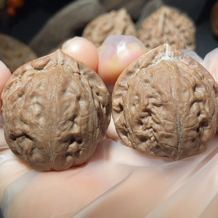 文玩核桃把件东北楸子小雪26
