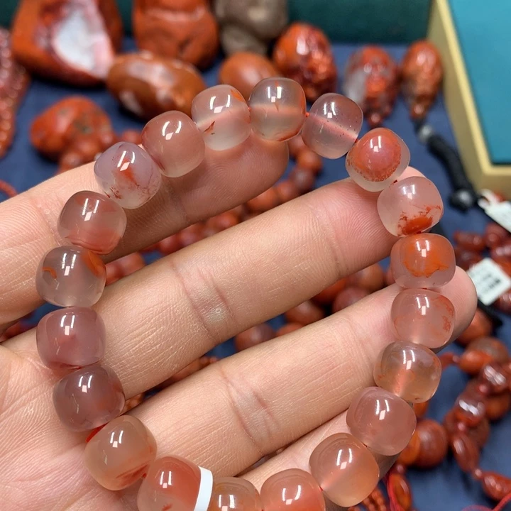 南红玛瑙手串未镶嵌11m m