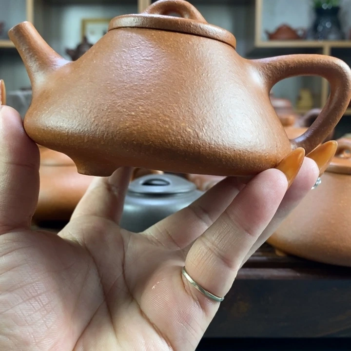 徐***卿紫砂茶壶原矿紫砂壶系列产品瑕疵