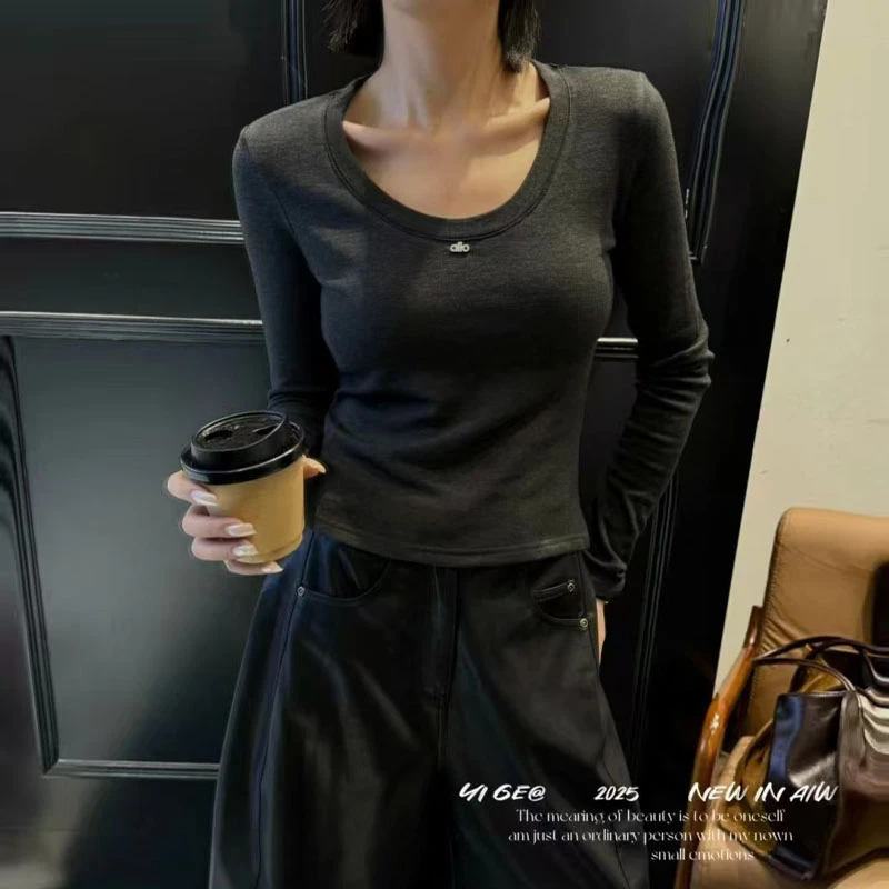 欧洲站2025秋冬新款时尚加绒上衣女宽松显瘦百搭长袖T恤打底衫潮