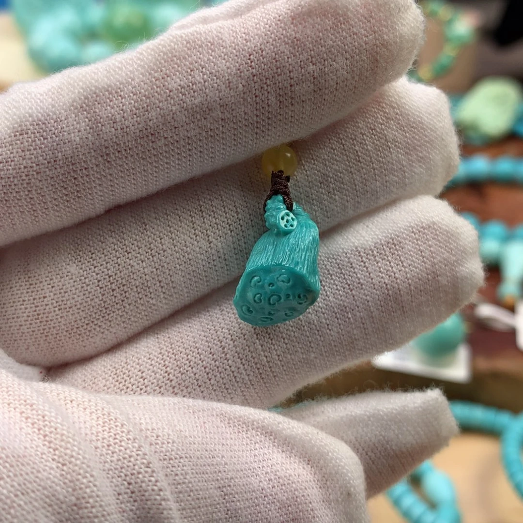 绿松石未镶嵌珠宝奇石高瓷绿莲蓬10.4*16.2mm