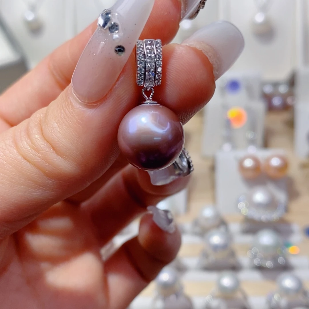 淡水珍珠吊坠(赠链)银S925镶嵌